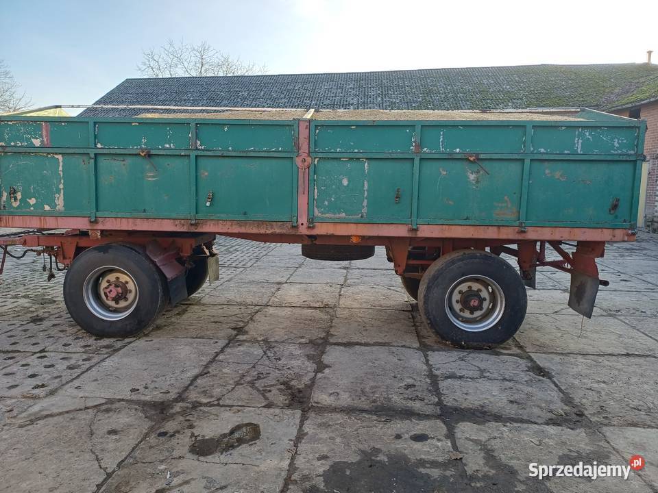 Przyczepa D 83 nieuszkodzony lubelskie Jacków