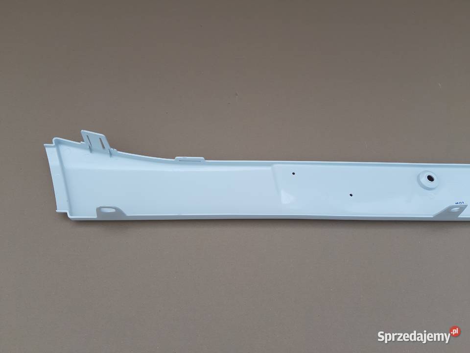 VOLVO FH4 POSZYCIE ZDERZAKA ŚRODEK BIAŁE 1103
