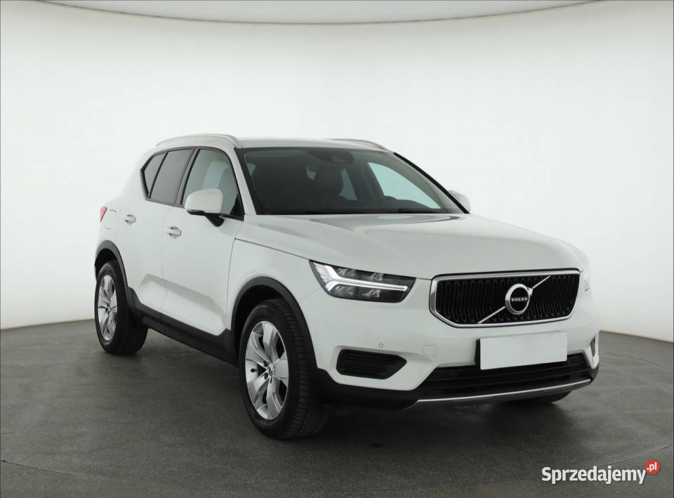 Volvo XC40 T3
