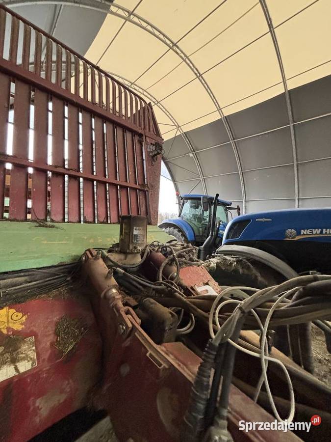 Przyczepa samozbierająca Strautman super vitesse