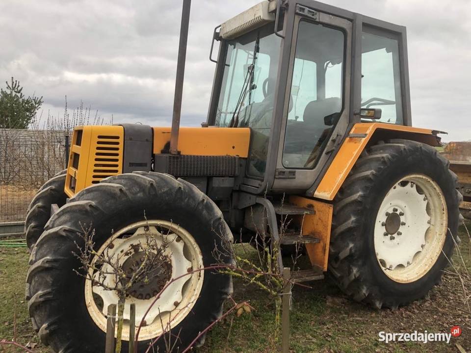 Ciągnik Renault 10314 Wieluń