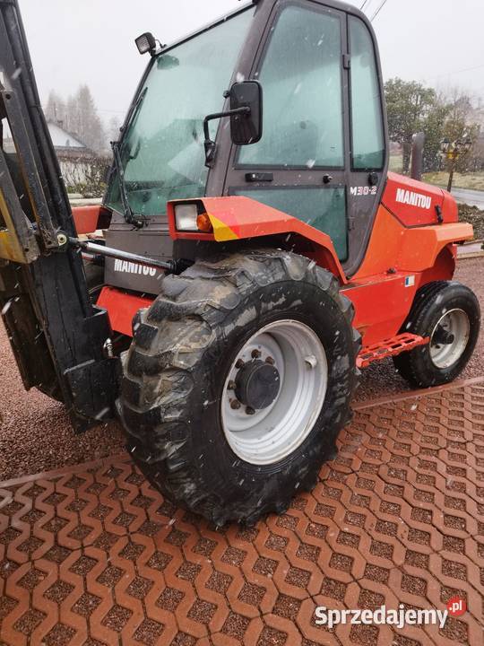 WÓZEK WIDŁOWY TERENOWY MANITOU M 302 Wózki widłowe Ryglice