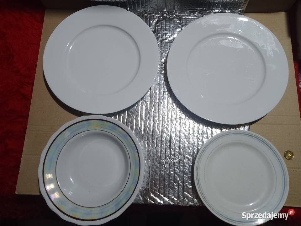 Chmielów KarolinaPRL2x talerze płaskie duże1x Porcelana i szkło Świdnik