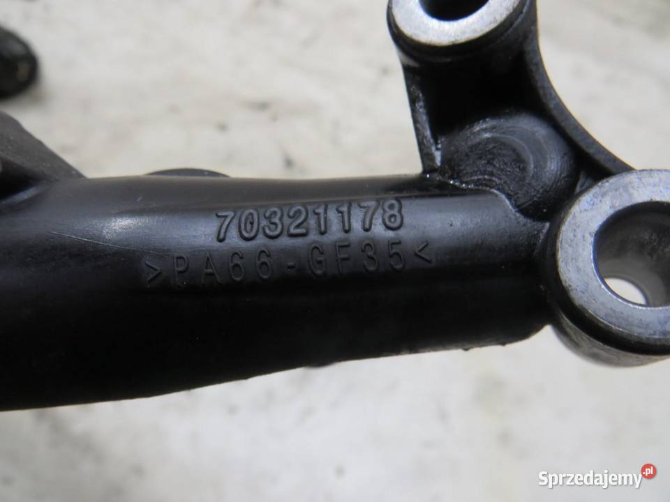OBUDOWA FILTRA OLEJU MERCEDES W205 22 CDI osobowe sprzedam