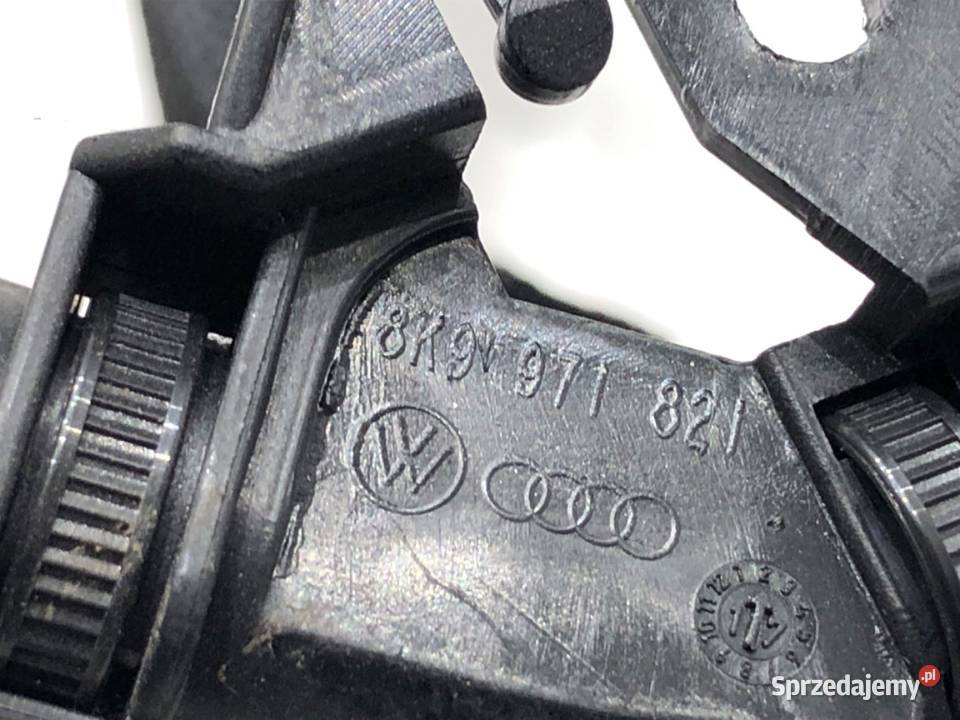 WIĄZKA KLAPY BAGAŻNIKA TYŁ AUDI A6 C7 8K9971821