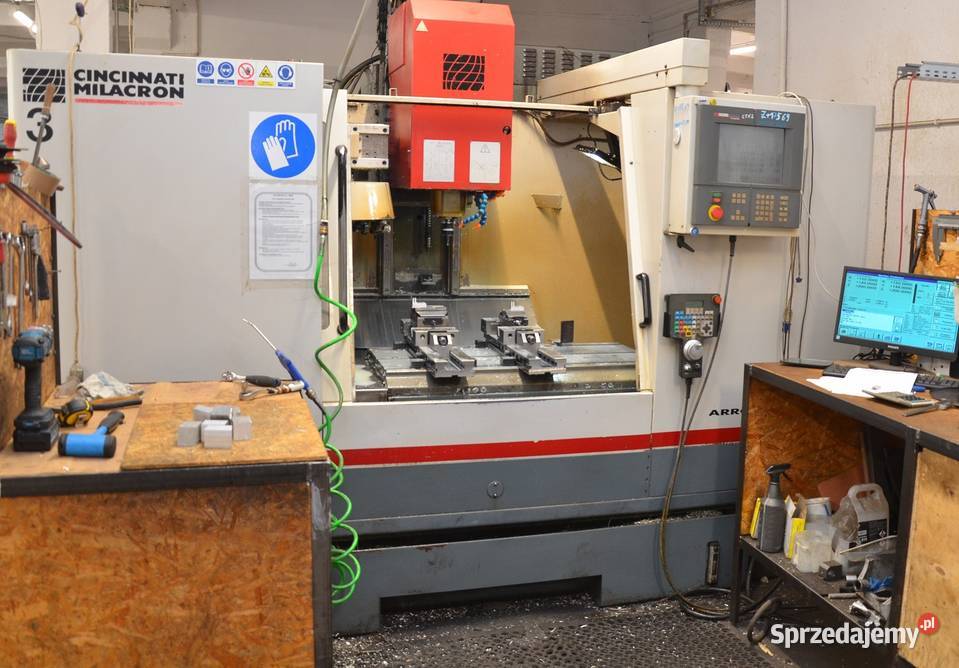 Frezarka CNC CINCINNATI MILACRON ARROW 1000