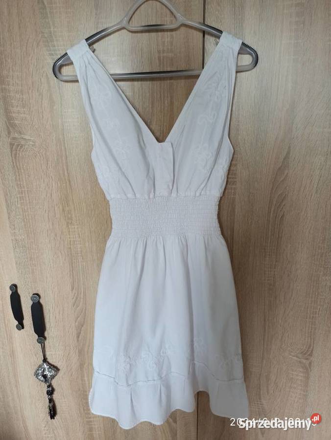 Biała letnia któtka sukienka na ramiączkach Radzyń Podlaski sprzedam