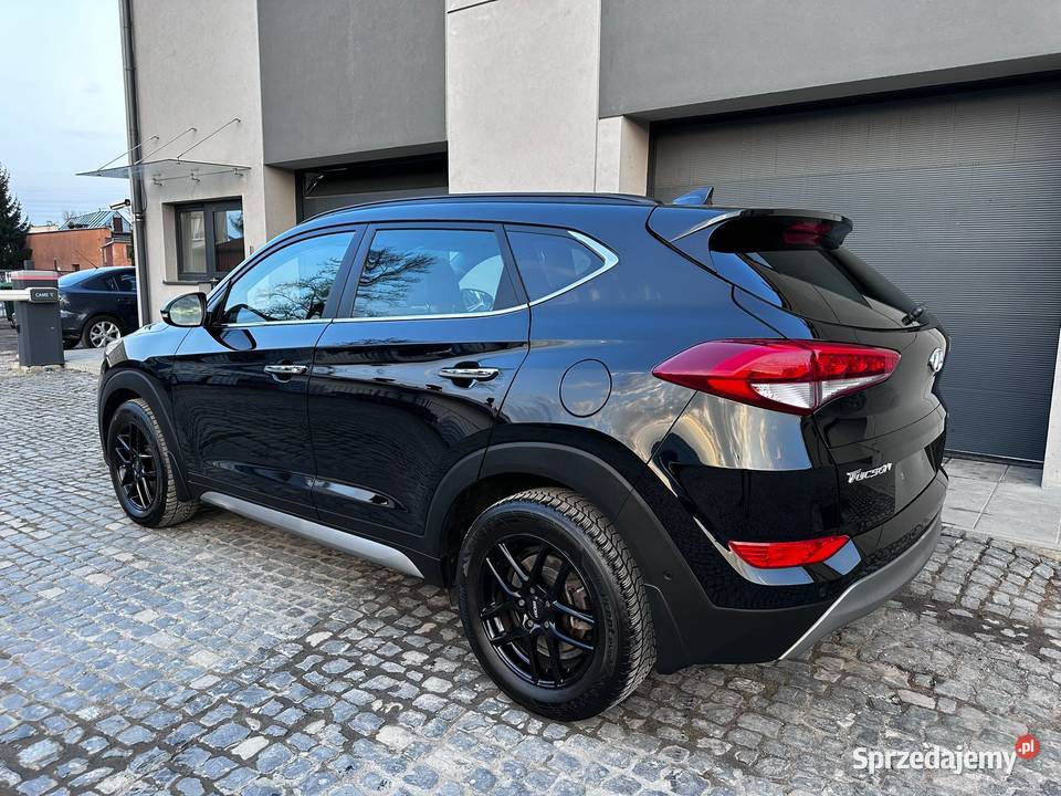 Hyundai Tucson 16T 4x4 automat bezwypadkowy