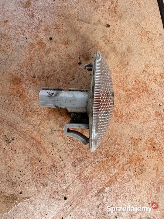 Kierunkowskaz lewy prawy przód Swift MK7 V 1016 Brzesko