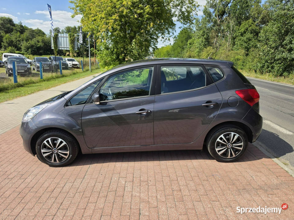 Kia Venga Kia Venga 16 benzyna z automatyczną automatyczna Cielcza sprzedam