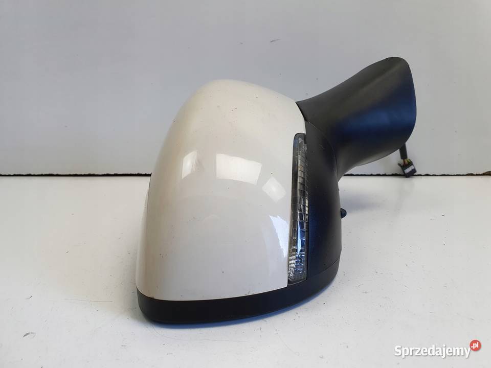 LUSTERKO PRAWE PASAŻERA Renault Clio IV LIFT 11 osobowe Rudka