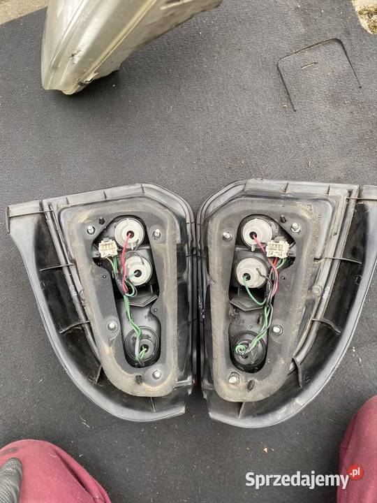 Oryginalne Lampy Tylne Komplet Mitsubishi Colt Rok produkcji 2003 Szydłów sprzedam