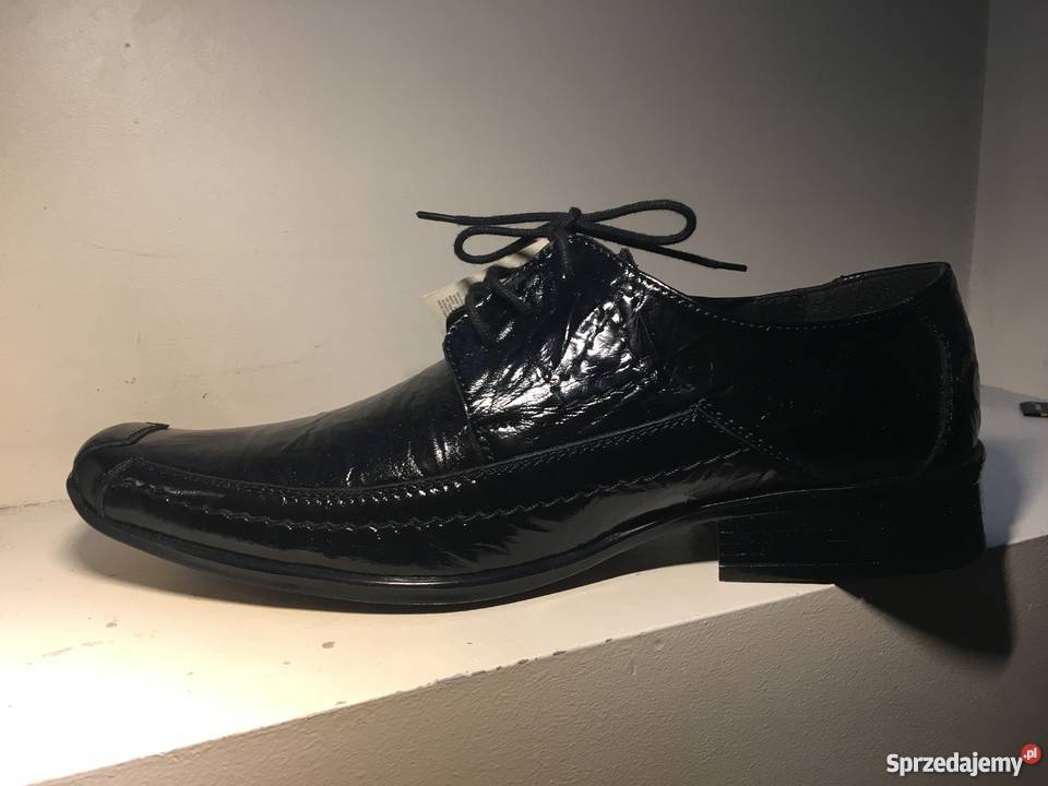 SPRZEDAM DUŻE ILOŚCI OBUWIA SKÓRZANEGO Myszków