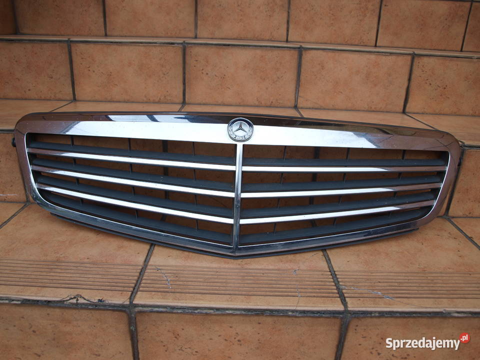 Mercedes C klasa W204 grill chrom atrapa przód osobowe Atrapy wielkopolskie Kalisz
