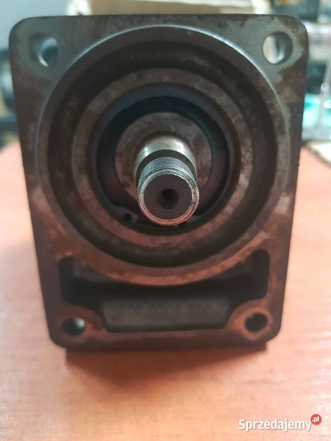 Pompa hydrauliczna Holland Sulechów