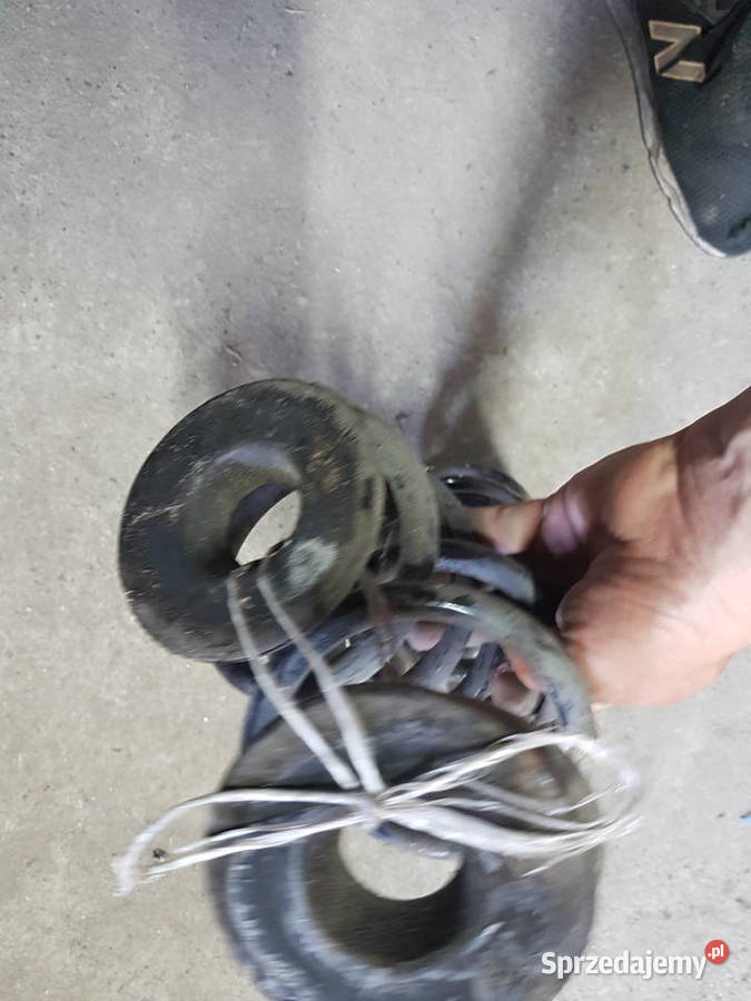 VW PASSAT B6 KOMBI 2009 SPREZYNA TYL SPREZYNY wielkopolskie