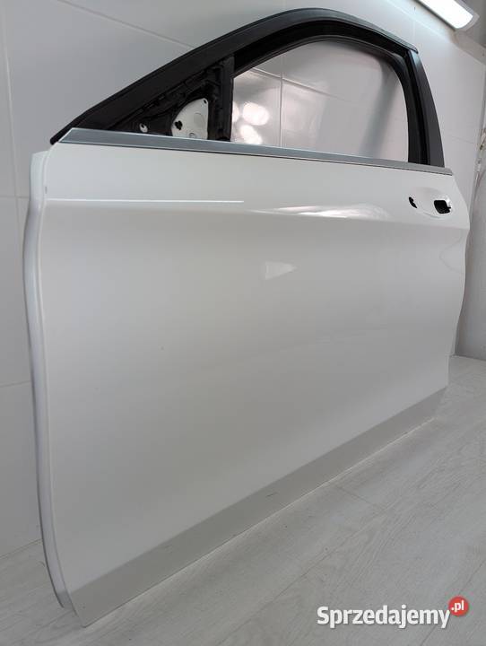 DRZWI LEWY PRZÓD MERCEDES C200 A20572210 W205 osobowe podlaskie Białystok