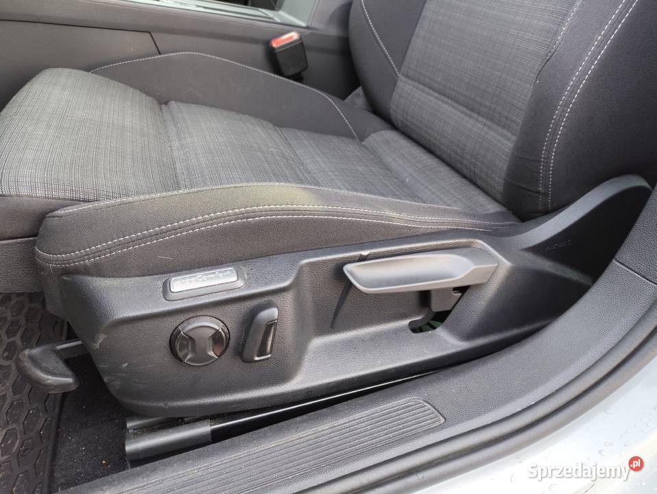 Volkswagen Passat 20 TSI Business DSG Warszawa
