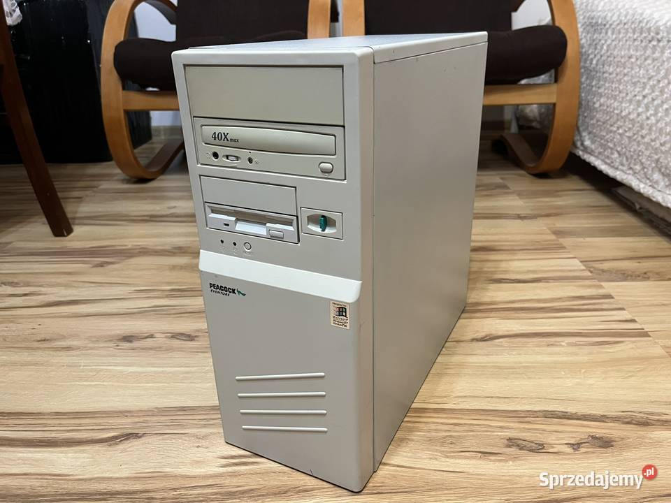 Zabytkowy komputer PC ATX Peacock AMD K62 450MHz Brzana