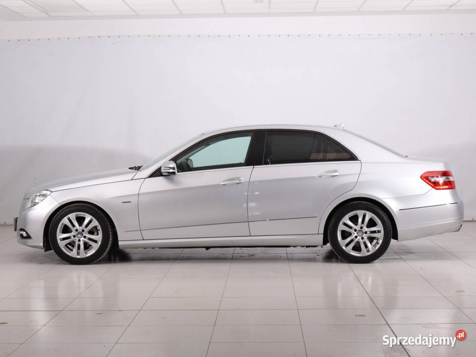 Mercedes E E 200 automatyczna mazowieckie Piaseczno
