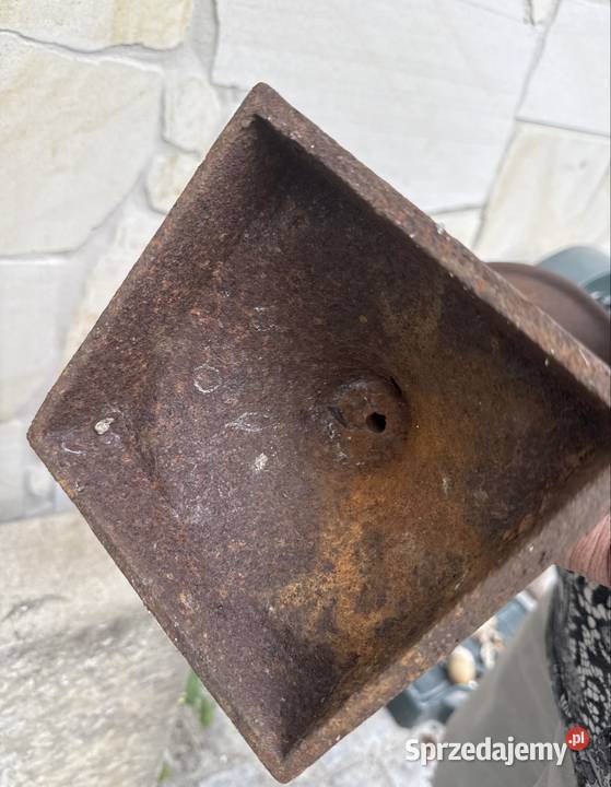 Stara donica wazon z żeliwa doniczka komplet Bystrzyca Kłodzka sprzedam
