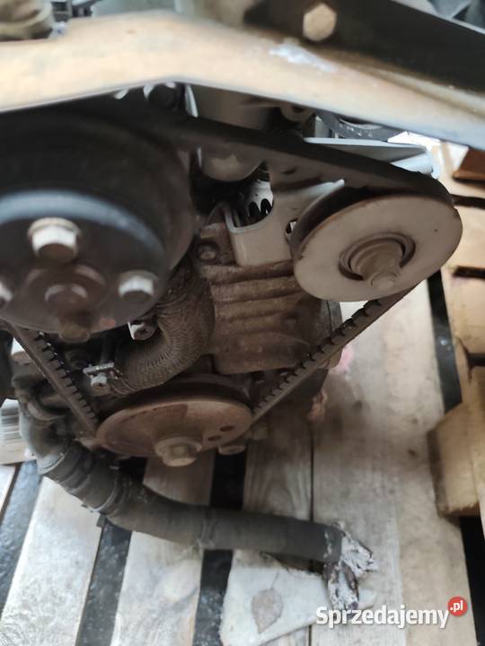 Sprzedam silnik kuboty trzy cylindrowy d 722