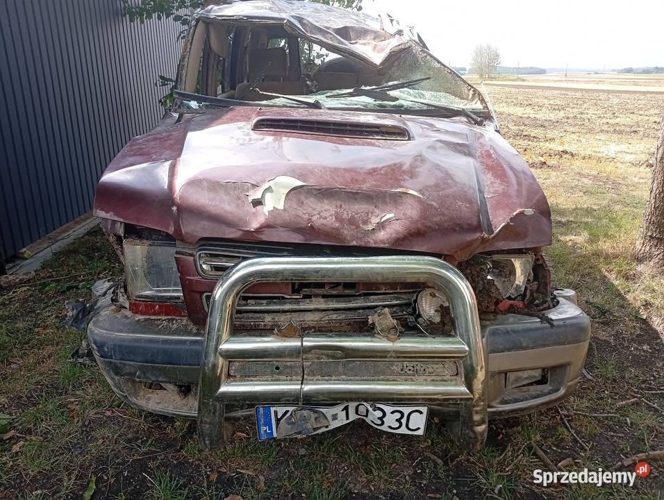 2000 Isuzu Trooper 30 DTi dachowaniu Opel Chobędza sprzedam