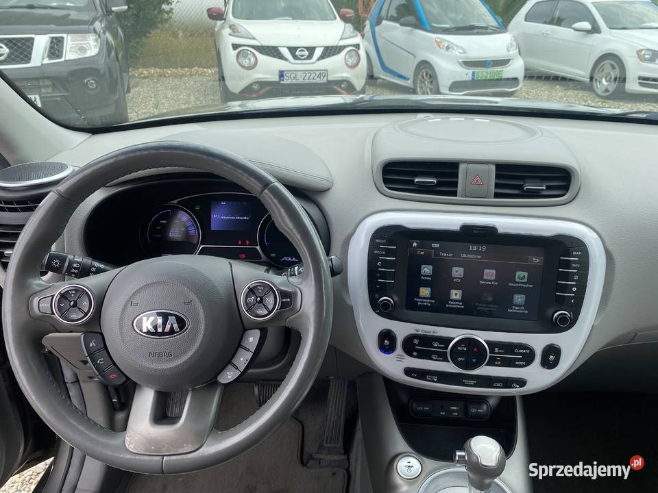KIA Soul z 2015r światła do jazdy dziennej Paniówki
