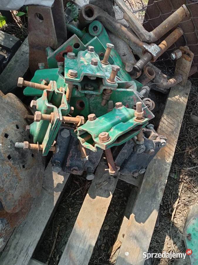 Mocowania przedpłużki do pługa Kverneland