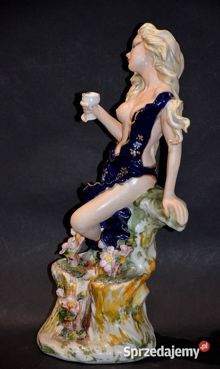 Porcelana Roceram figurka SUZY 37 do kolekcji Środa Wielkopolska