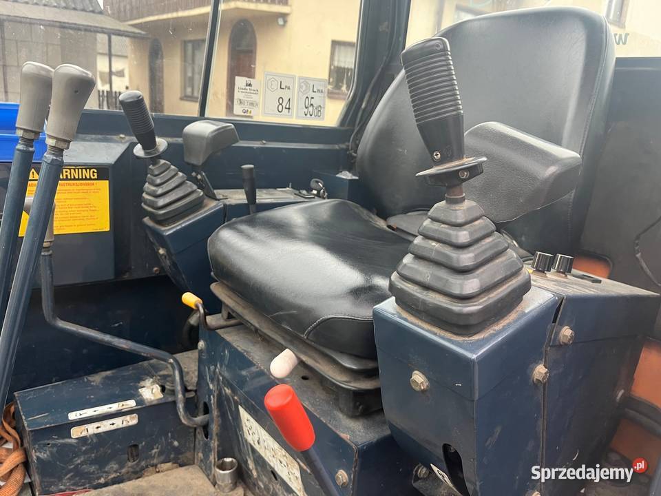 Sprzedam koparkę Hanix więcej informacij w Ratoszyn sprzedam