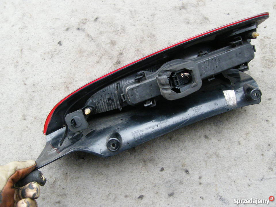 LAMPA TYŁ LEWA WKŁAD RENAULT ESPACE IV ORYGINAŁ Rok produkcji 2002 małopolskie Wola Batorska