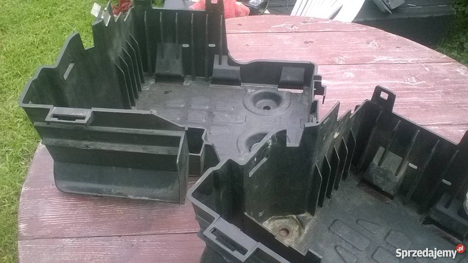 Podstawa pod akumulator Renault Laguna 2 19 DCI osobowe Tarnów