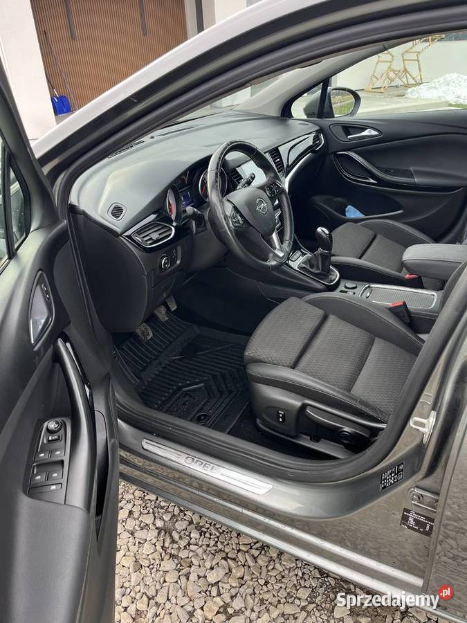 Opel Astra K 14 turbo benzyna manualna Haczów