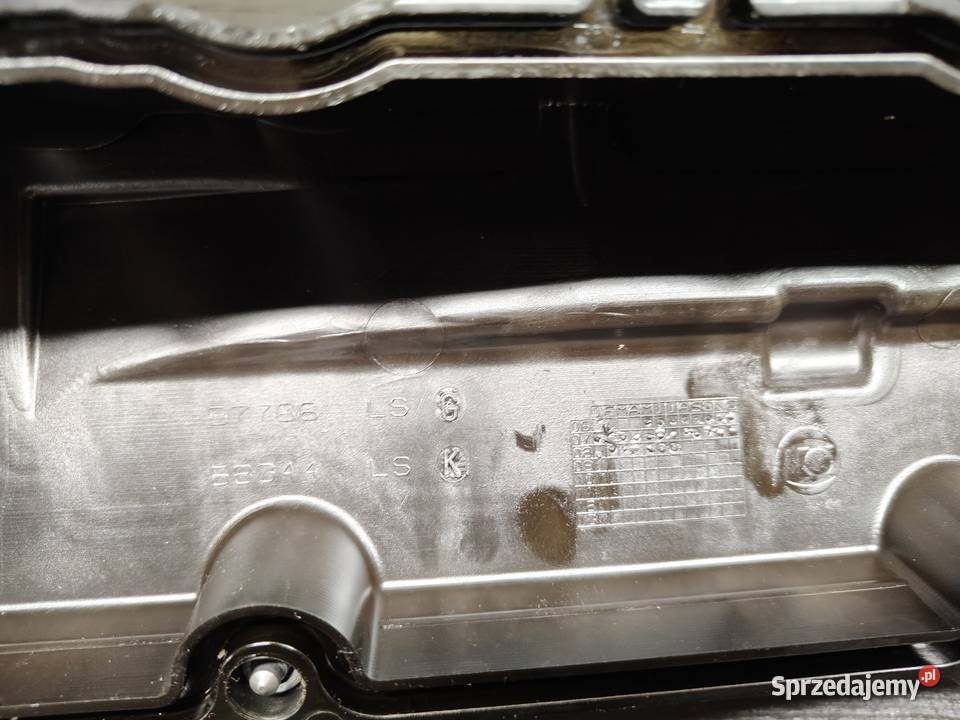 Bmw e87 e90 pokrywa zaworów n43 oryginał osobowe łódzkie Aleksandrów Łódzki