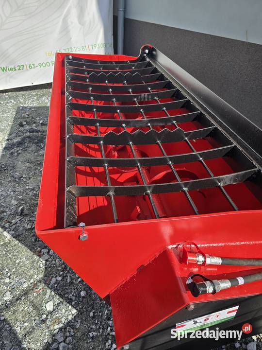BetoniarkaMieszalnik Łyżkowy hydrauliczny 800L Śrem