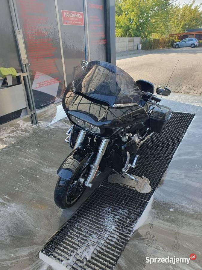 Harley road glide nieuszkodzony sprzedam