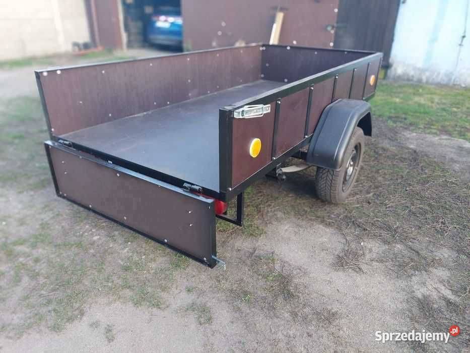 Przyczepka samochodowa