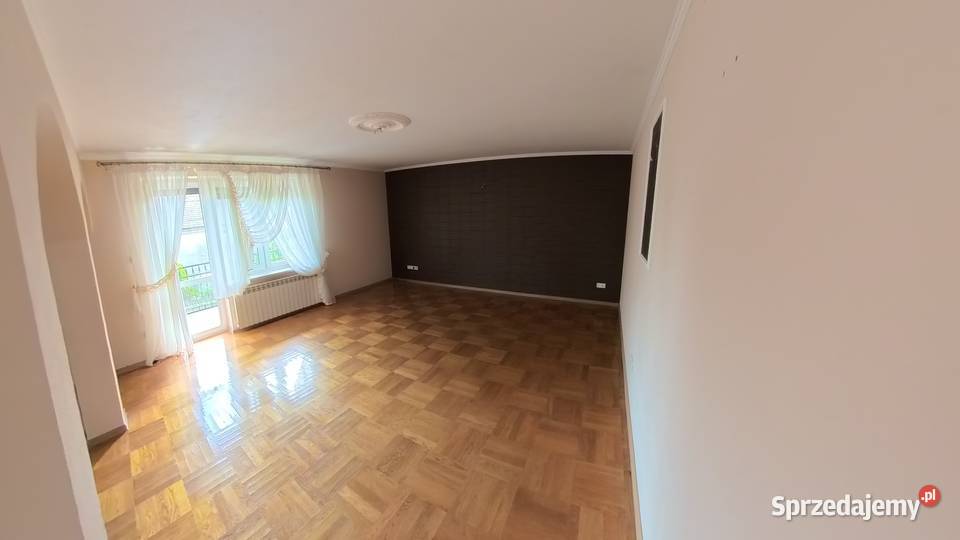 WYJĄTKOWY DOM WOLNOSTOJĄCY Z POTENCJAŁEM 291 m3 betonowe Zawierzbie sprzedam