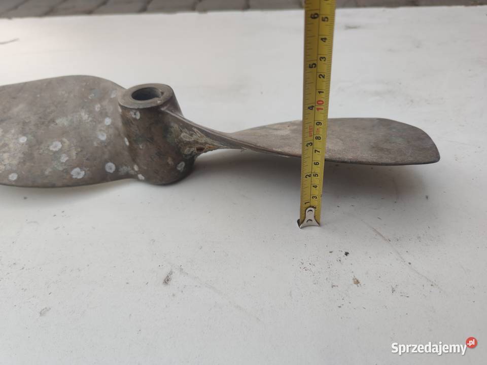 Śruba napędowa jachtu 17x12 skok Straszyn