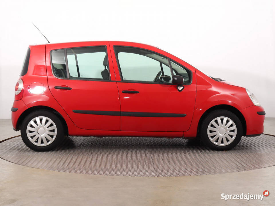 Renault Modus 12