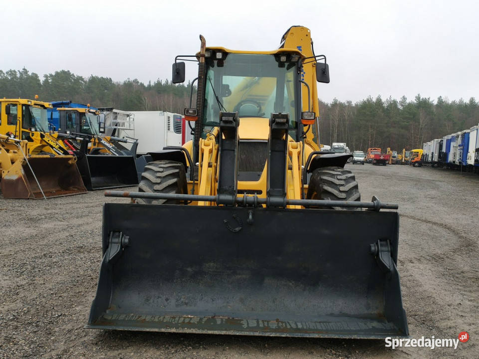na równych kołach Komatsu WB 93S5E0 Bez Luzów Koparko ładowarki