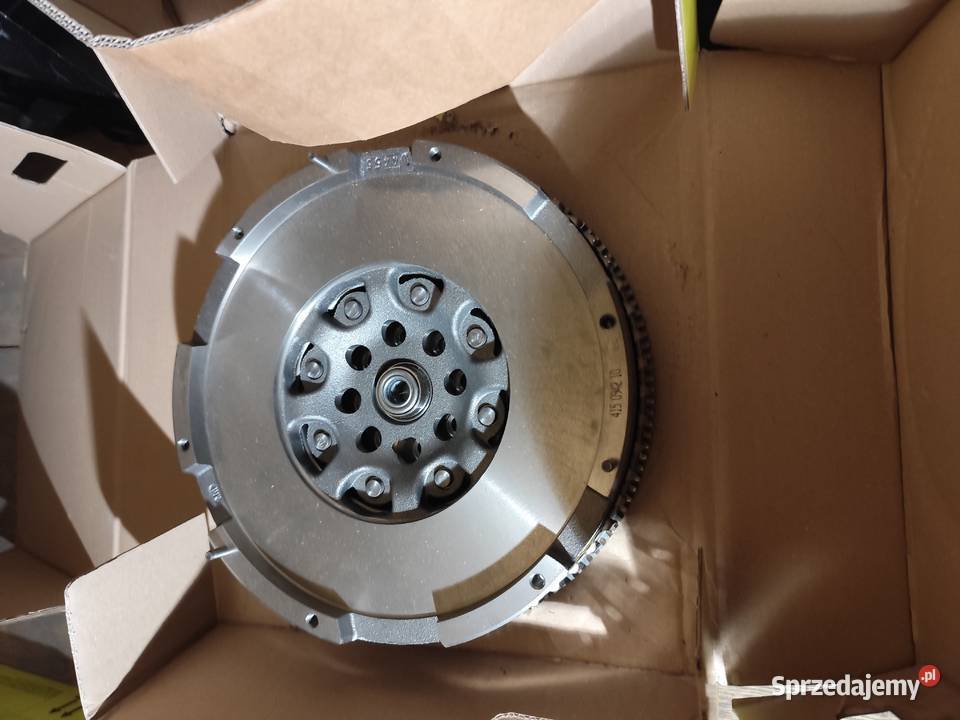 Sprzęgło Kąpletne LUK Sprinter 907