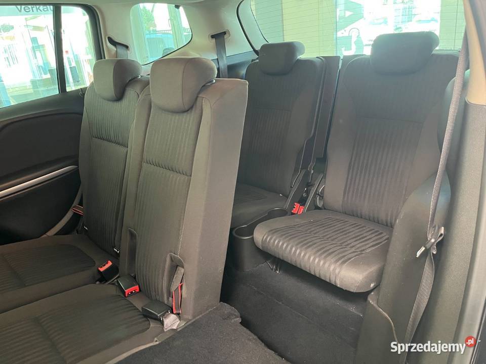 OPEL ZAFIRA TOURER 2016 R 14 T BENZ 140 7 OSÓB