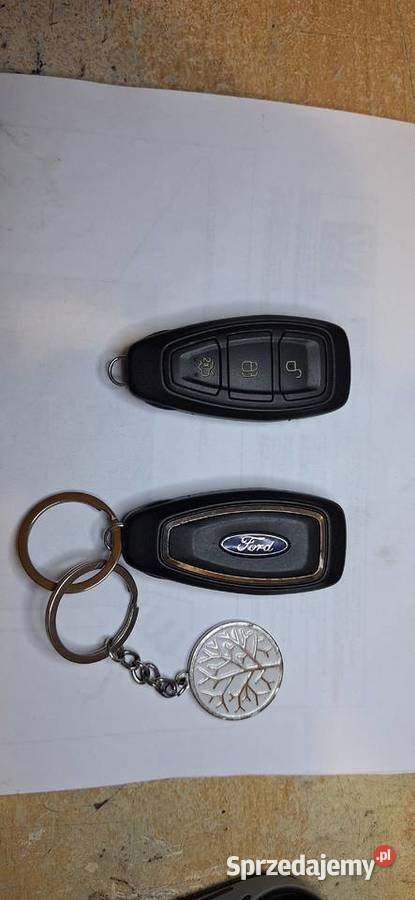 Ford Kuga II 20 TDCi 4WD Titanium wielofunkcyjna kierownica Zawiercie