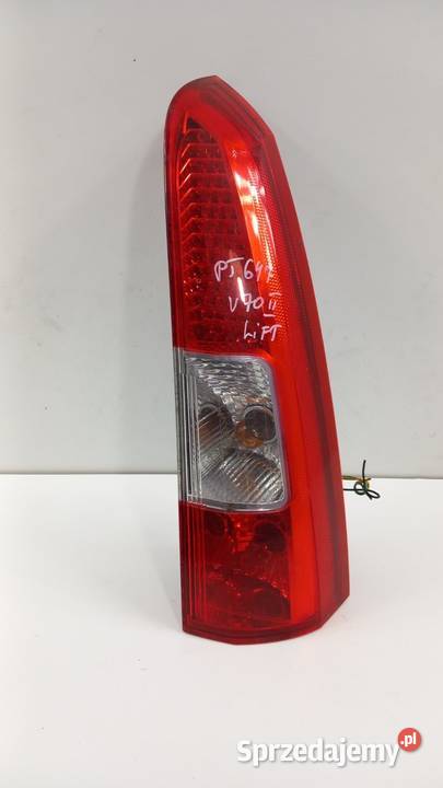 VOLVO V70 II LIFT KOMBI LAMPA TYŁ PRAWA GÓRA