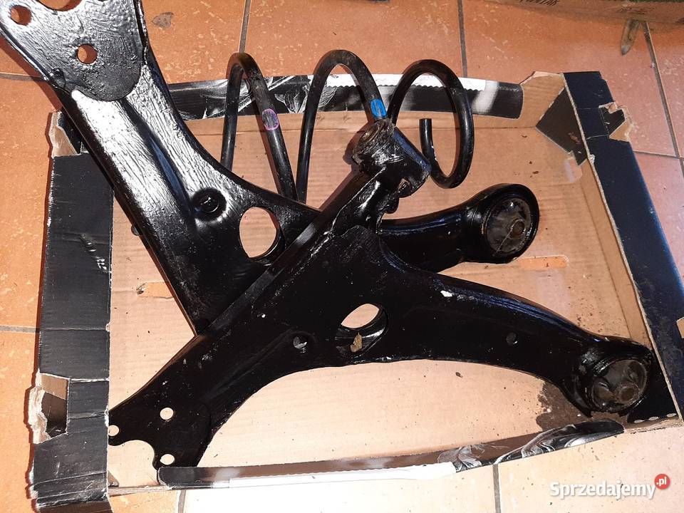 Toyota Avensis T25 wahacze prawy lewy sprężyna osobowe Sławno