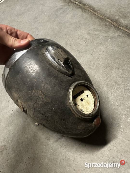 Skorupa lampy lampa odbłyśnik licznik stacyjka Białystok