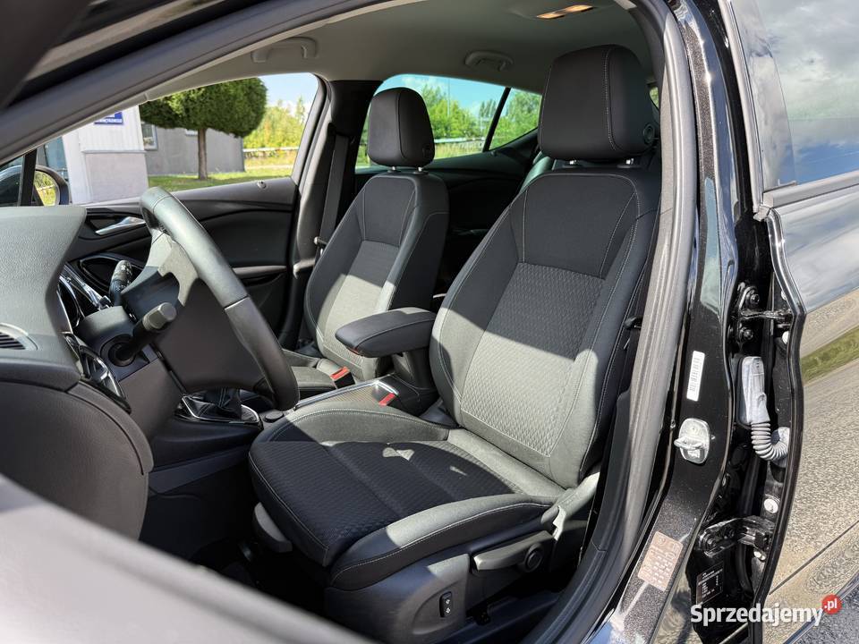 Opel Astra 14 BENZYNA Klimatronik Nawigacja bluetooth Konin sprzedam