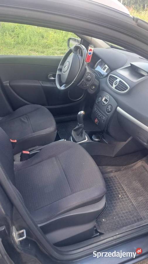 Renault clio nieuszkodzony Samochody osobowe Wapno